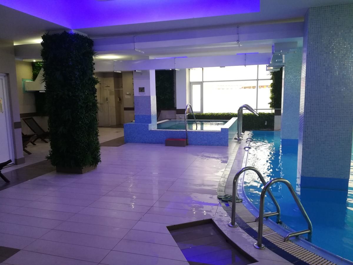 Отель Hotel Nevis Wellness & SPA Орадя-27
